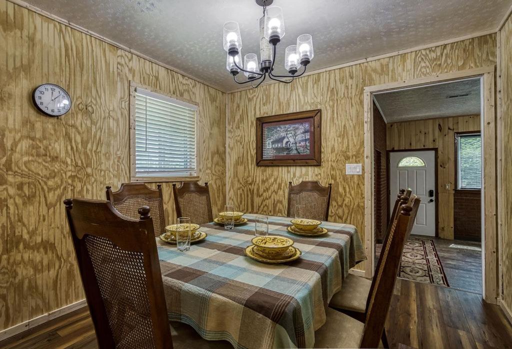 Black Bear Falls - With An In-Law Suite Gatlinburg Exterior foto