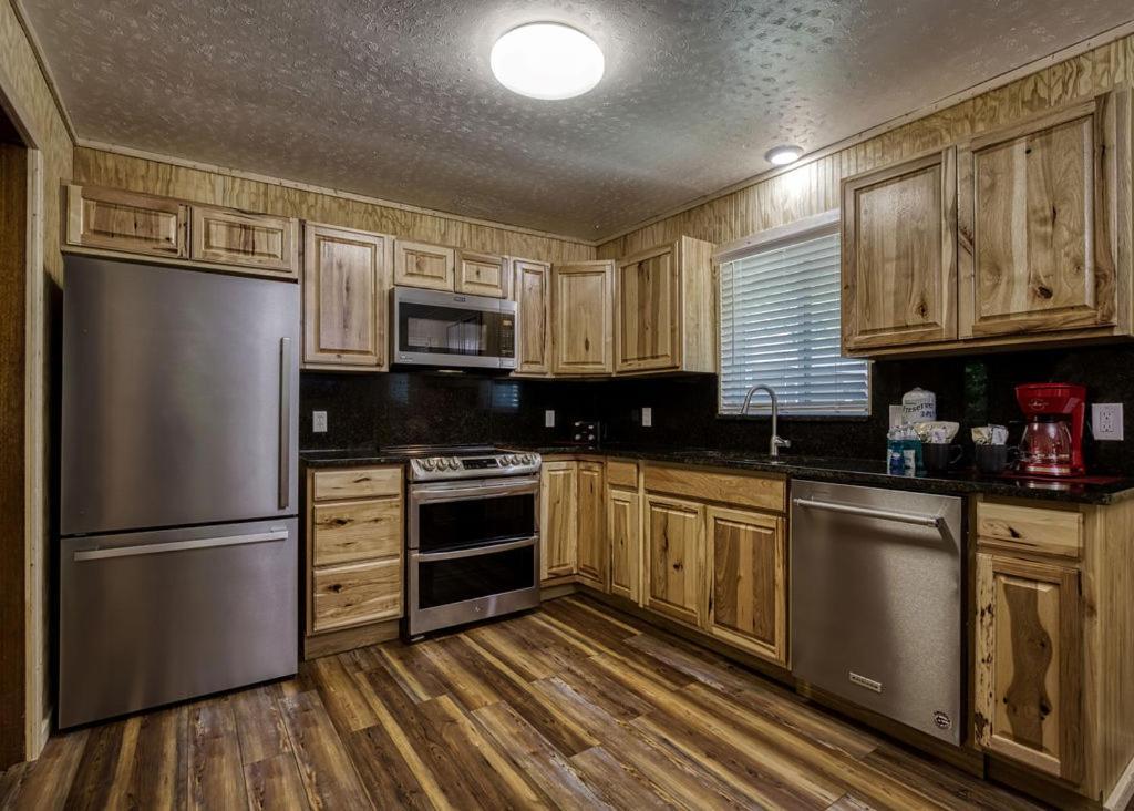 Black Bear Falls - With An In-Law Suite Gatlinburg Exterior foto